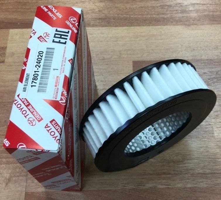 Воздушный фильтр Toyota. Артикул 1780124020