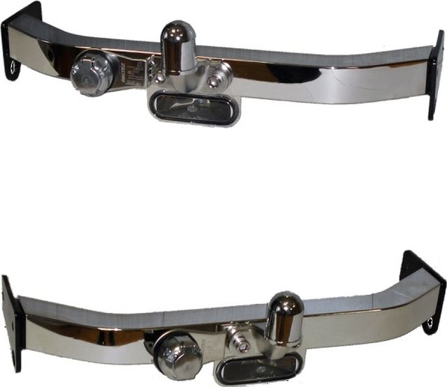 Фаркоп Baltex для Toyota Land Cruiser 100 GX 1998-2007 (с декор. накладкой и фонарем) Фланцевое крепление. Артикул Y09F