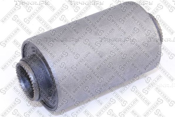 Сайлентблок переднего рычага подвески Stellox. Артикул 87-74023-SX