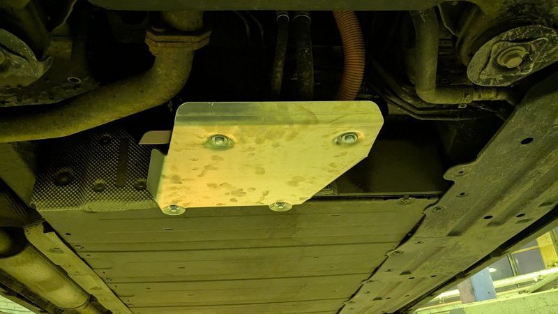 Защита алюминиевая Шериф (4 мм) для контура охлаждения батареи BYD Tang 2021-2026. Артикул 6439