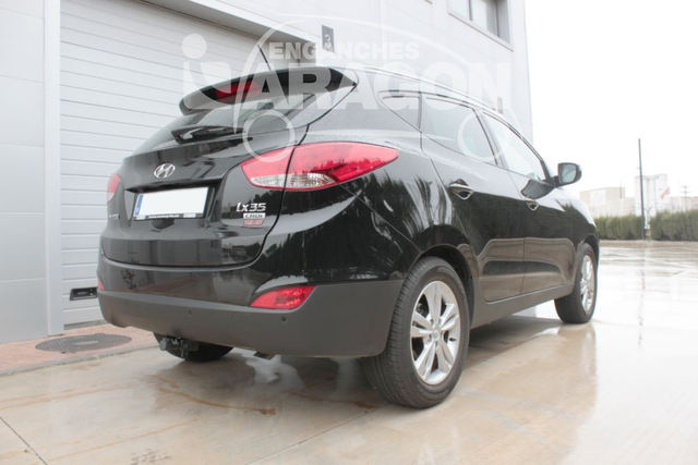 Фаркоп Aragon для Hyundai ix35 2010-2015. Артикул E2514AS