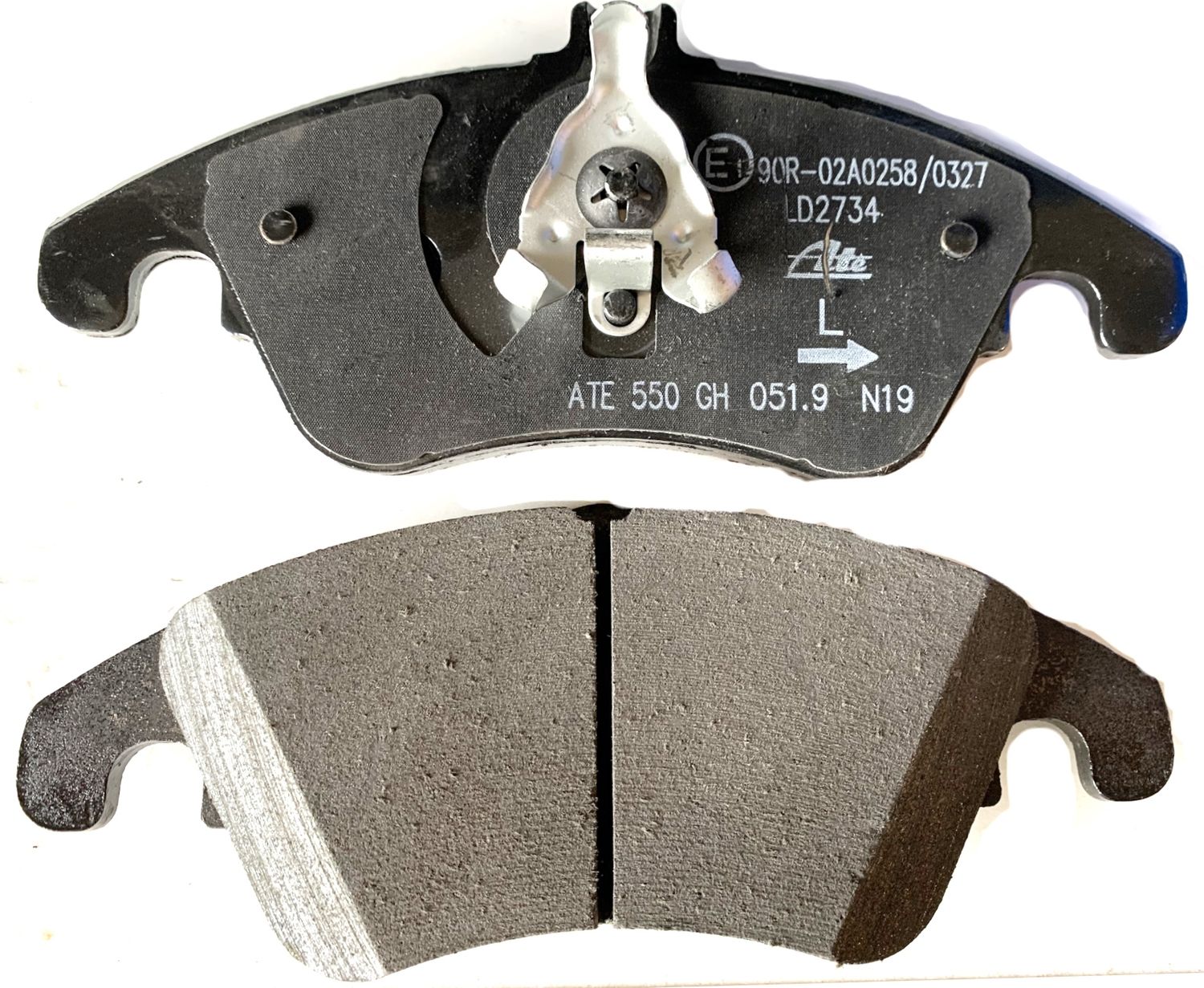 Тормозные колодки ATE Ceramic. Артикул 13.0470-2734.2