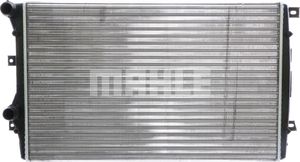 Радиатор охлаждения двигателя Mahle Behr для Volkswagen Touran II 2010-2015. Артикул CR 761 000S