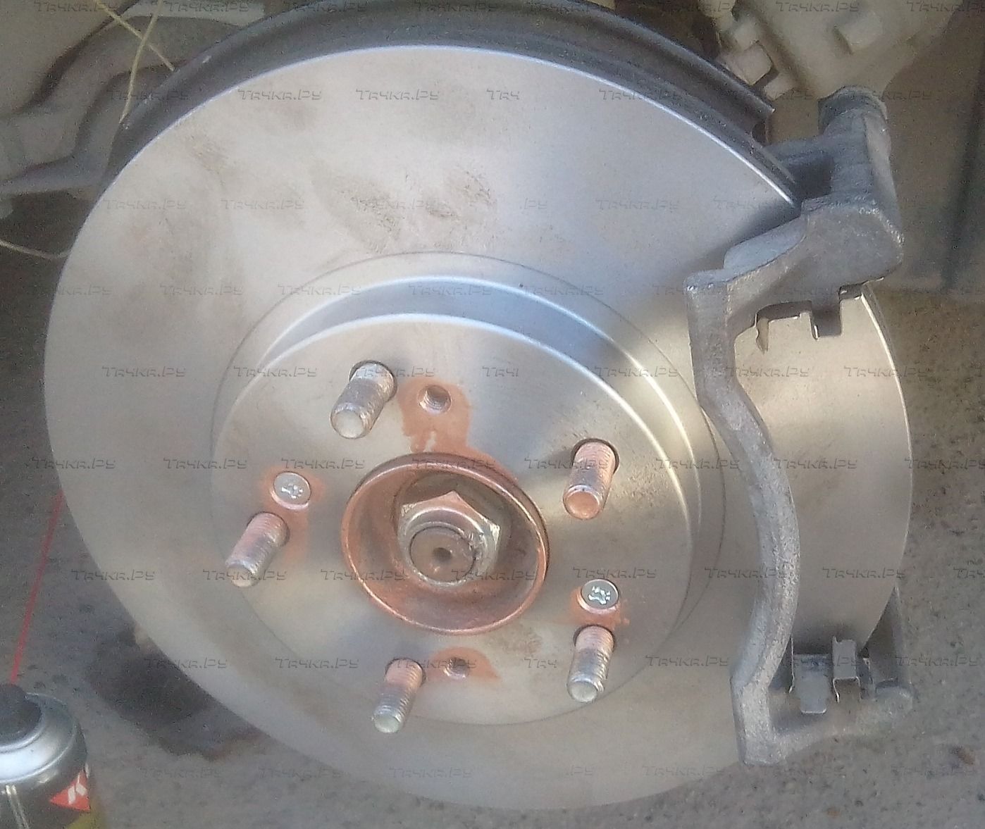 Тормозной диск Miles передний для Honda Civic VIII 2005-2012. Артикул K000106