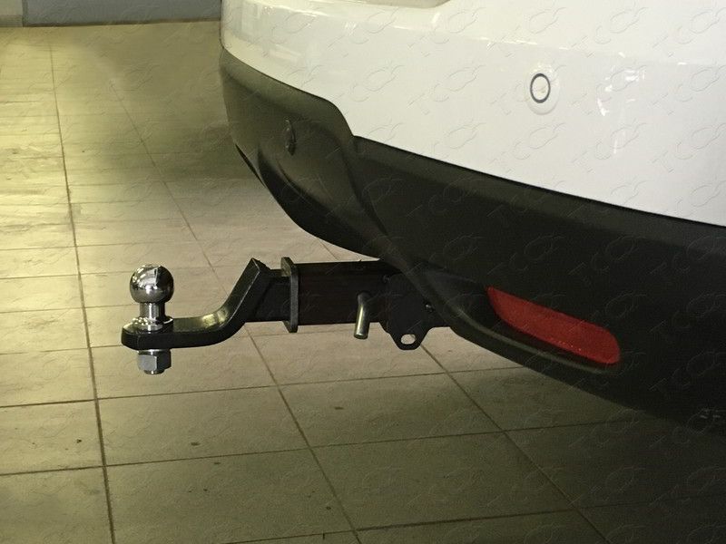 Фаркоп ТСС оцинкованный под американский квадрат для Nissan X-Trail T32 2015-2018, 2018-2022. Артикул TCU00017