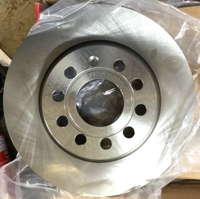 Тормозной диск Patron передний для Audi A3 II (8P) 2003-2013. Артикул PBD4294