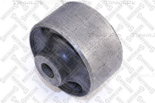 Сайлентблок переднего рычага подвески Stellox. Артикул 87-73026-SX