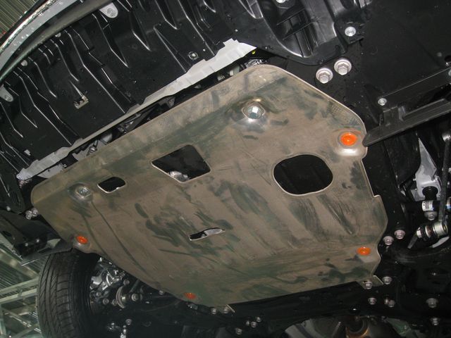 Защита алюминиевая Alfeco для картера и КПП Toyota Avensis T270 2009-2018. Артикул ALF.24.75 AL4