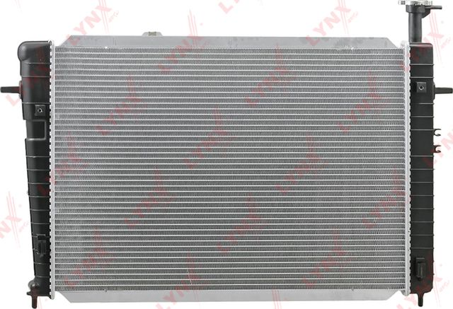 Радиатор охлаждения двигателя LYNXauto для Hyundai Tucson I 2004-2010. Артикул RB-3012