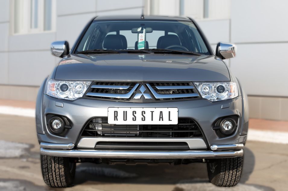 Защита RusStal переднего бампера d63 (секции) d42х2 (уголки) для Mitsubishi L200 IV рестайлинг 2013-2015. Артикул MLZ-002037