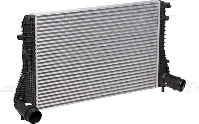 Интеркулер Luzar для Volkswagen Passat B6 2005-2010. Артикул LRIC 18N6