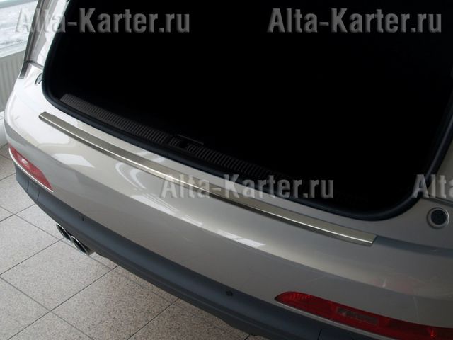 Накладка Avisa на задний бампер для Audi Q3 2011-2014 до рестайлинга. Артикул RB-AQ341