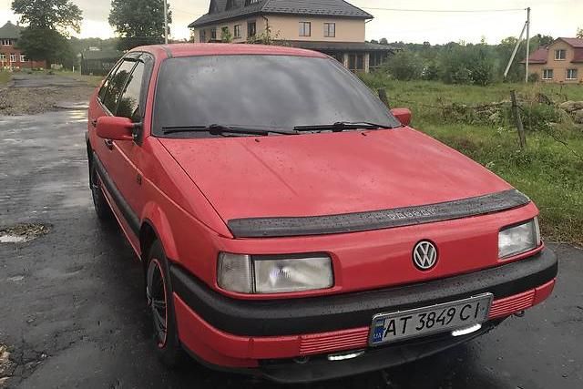 Дефлектор VT52 для капота Volkswagen Passat B3 1988-1991. Артикул VW34VT