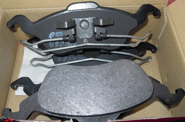 Тормозные колодки Remsa передние для Ford Focus I 1998-2005. Артикул 0691.00