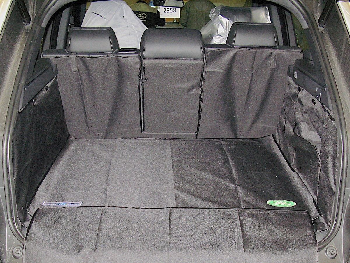 Защитный чехол AUTOSMSTUDIO "Maxi" в багажник автомобиля для Land Rover Range Rover Sport II 2013-2021, серый. Артикул TP-LRRSPORT-MAXI-GR