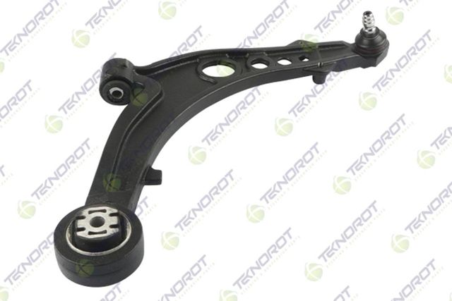Поперечный рычаг передней подвески Teknorot (Стольное литье) правый нижний для Fiat Idea 2003-2016. Артикул F-955