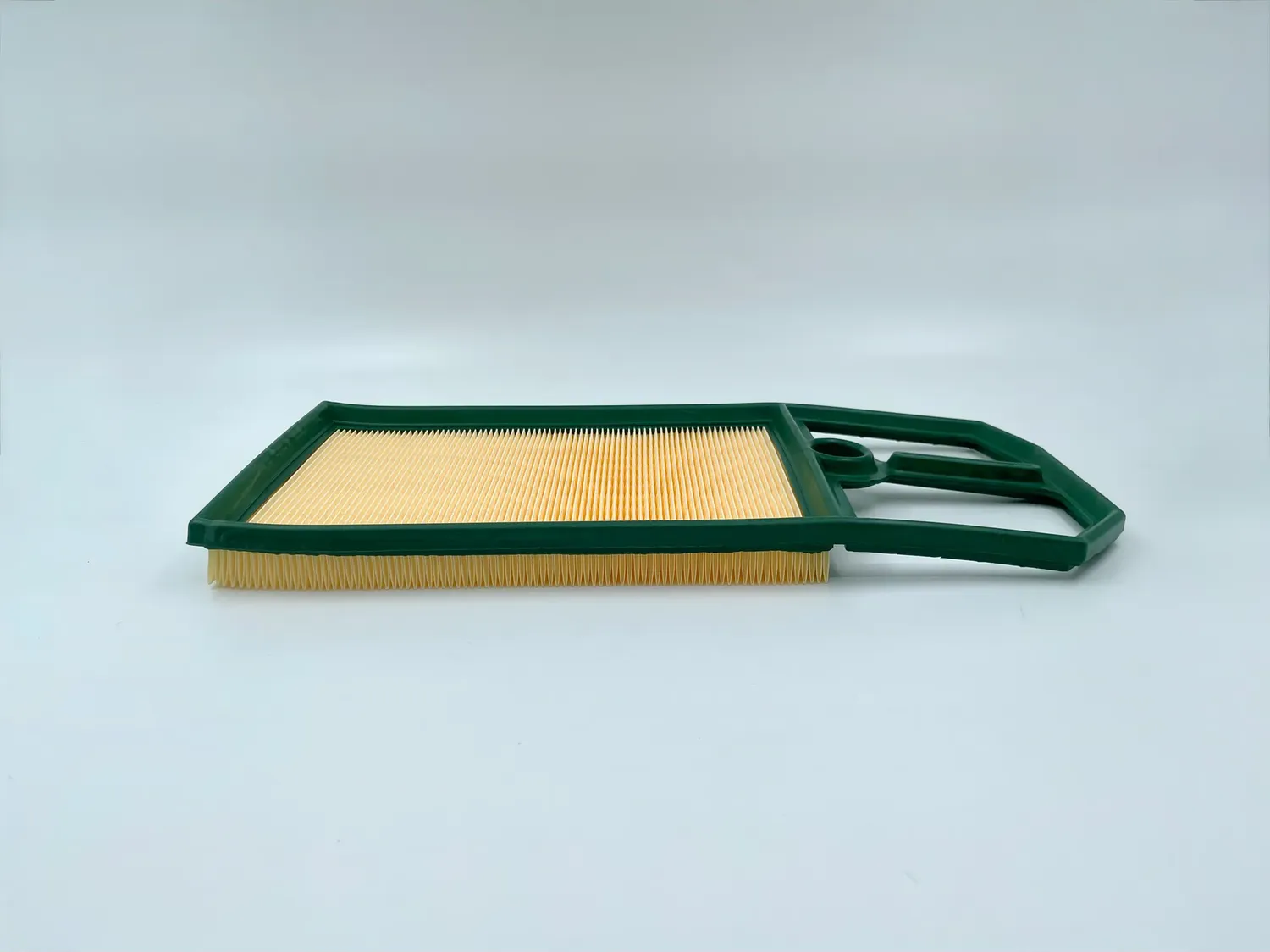 Фильтр воздушный SKODA Octavia I 1.4 16V 00-10  VOLKSWAGEN Golf IV 1.4  1.6 97-05  Polo III IV (BIG Filter). Артикул gb-9741