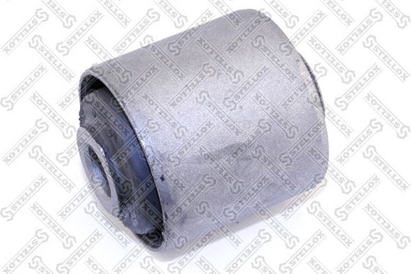 Сайлентблок переднего рычага подвески Stellox. Артикул 87-74025-SX
