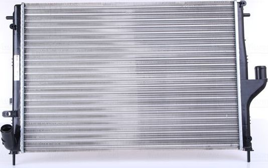 Радиатор охлаждения двигателя Nissens. Артикул 637613