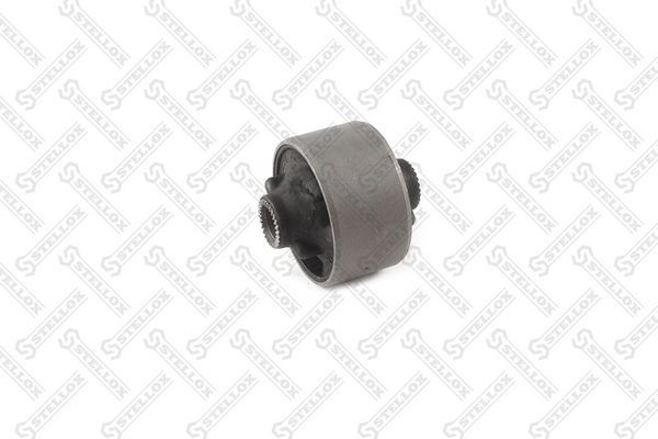 Сайлентблок переднего рычага подвески Stellox. Артикул 77-01815-SX