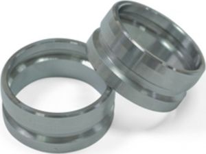 Втулки ИЖ-ТЕХНО распорные подшипников передней ступицы (к-т 2 шт.) для Chevrolet Niva 2002-2020. Артикул V-FS-SP-2