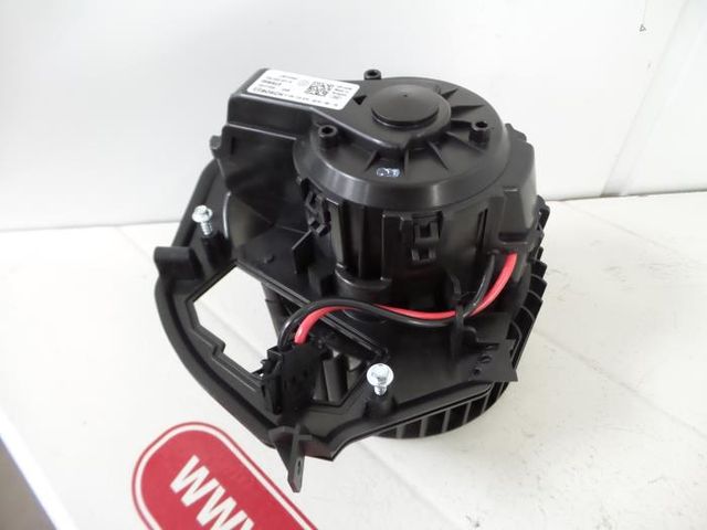 Мотор печки (электровентилятор отопителя) VAG. Артикул 7E5820021B