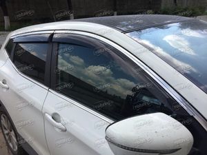 Дефлекторы Сobra Tuning для окон (с хром. молдингом) Toyota RAV4 V 2019-2025. Артикул T214019CR