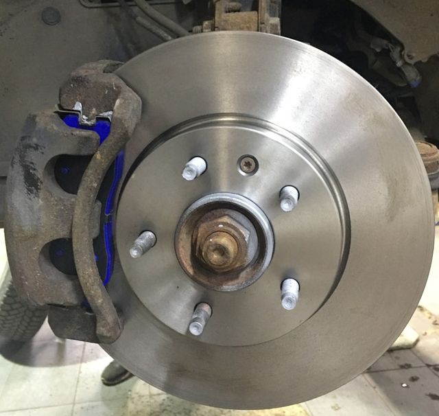 Тормозной диск Miles. Артикул K000651