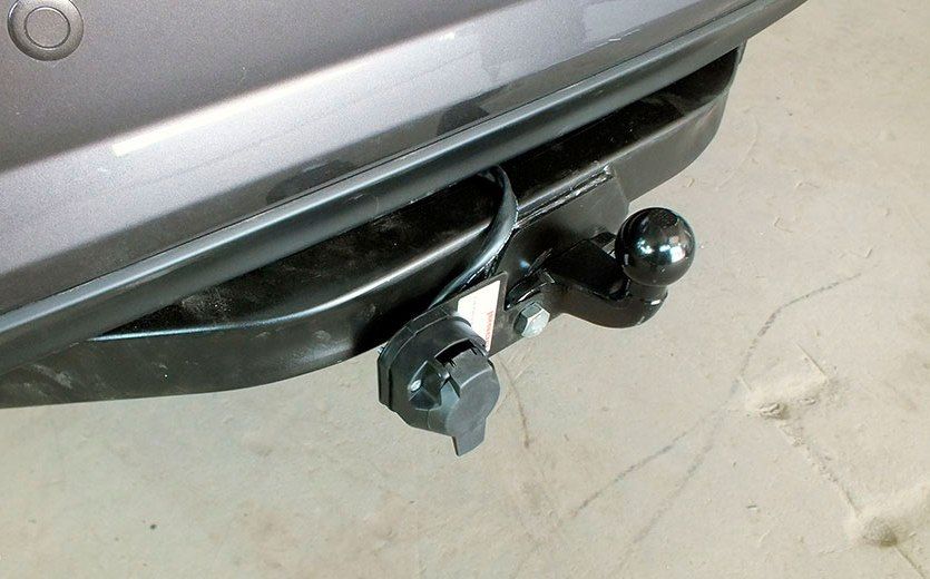 Фаркоп Oris (ранее Bosal) для Toyota Fortuner II 2015-2026. Фланцевое крепление. Артикул 3015-F