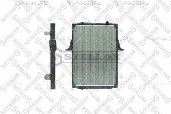 Радиатор охлаждения двигателя Stellox. Артикул 81-03339-SX